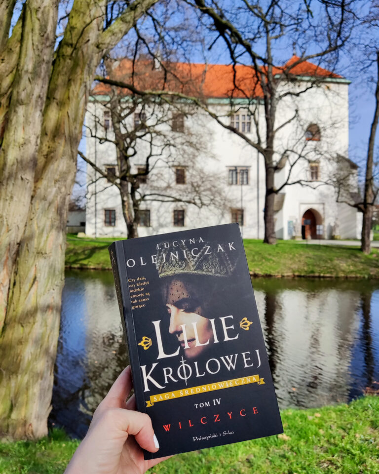Lilie królowej. Wilczyce